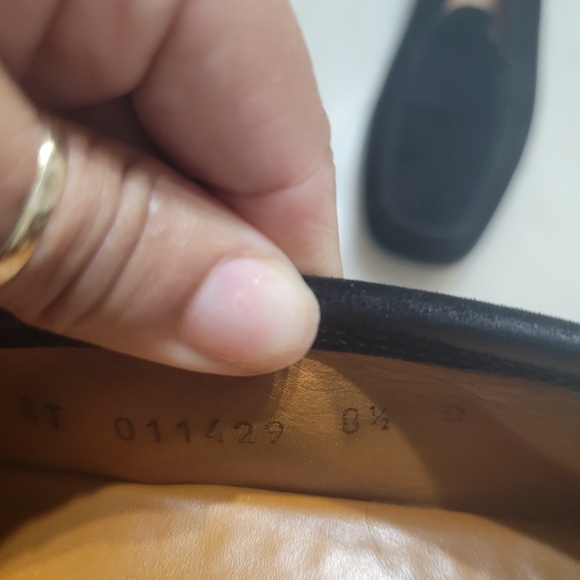 Salvatore Ferragamo Black Suede Loafers/Slip-On - Picture 4 of 6
